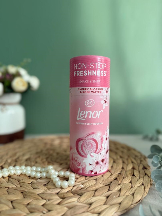 خوشبو کننده لباس و لباسشویی لنور با رایحه شکوفه گیلاس و گل رز 155گرمی Lenor In-Wash Scent Booster