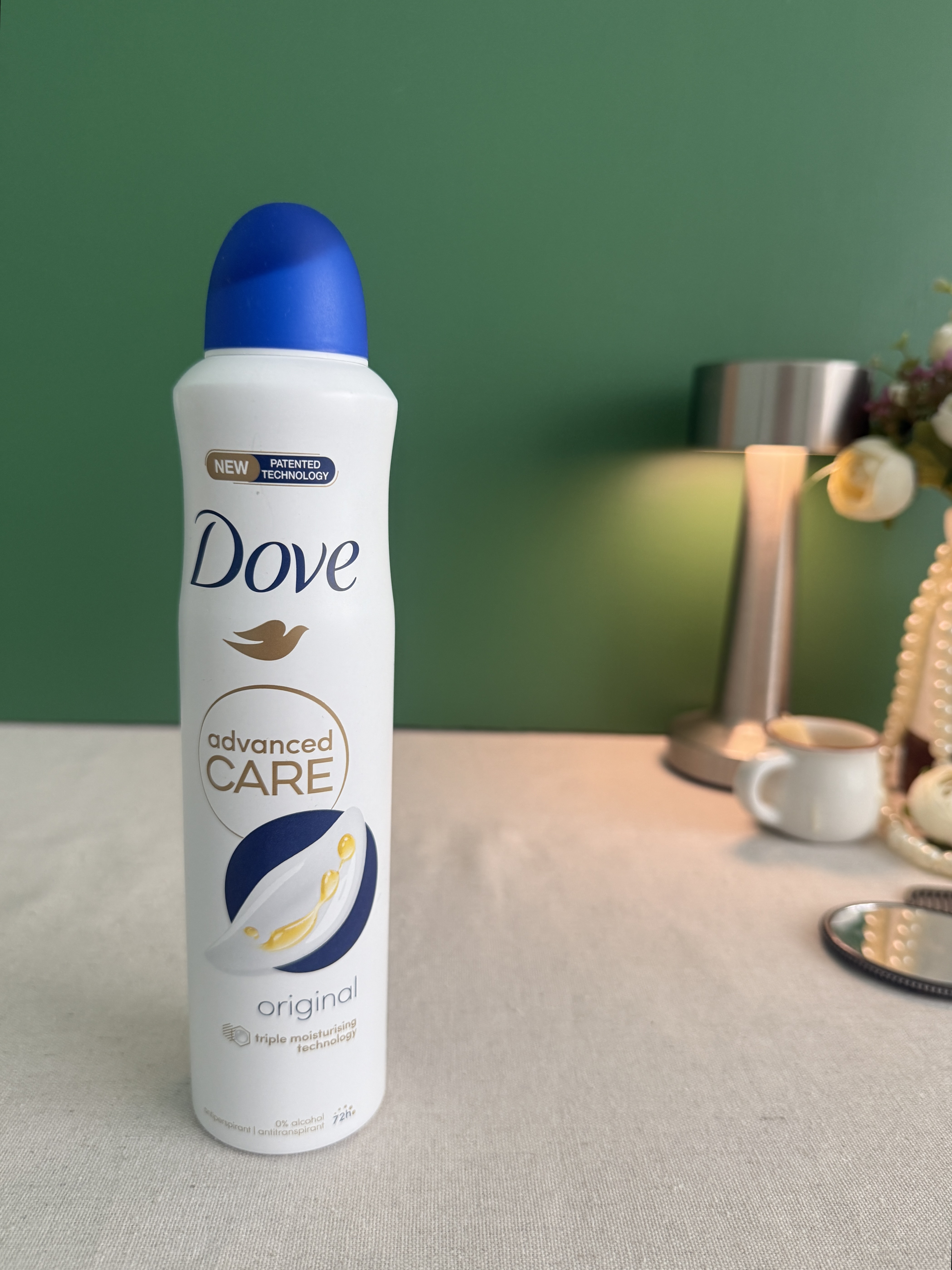 اسپری داو Dove250 میل  اصل با ماندگاری 72ساعته بسیار خوشبو و ملایم ساخت کشور انگلیس مدل اورجینال